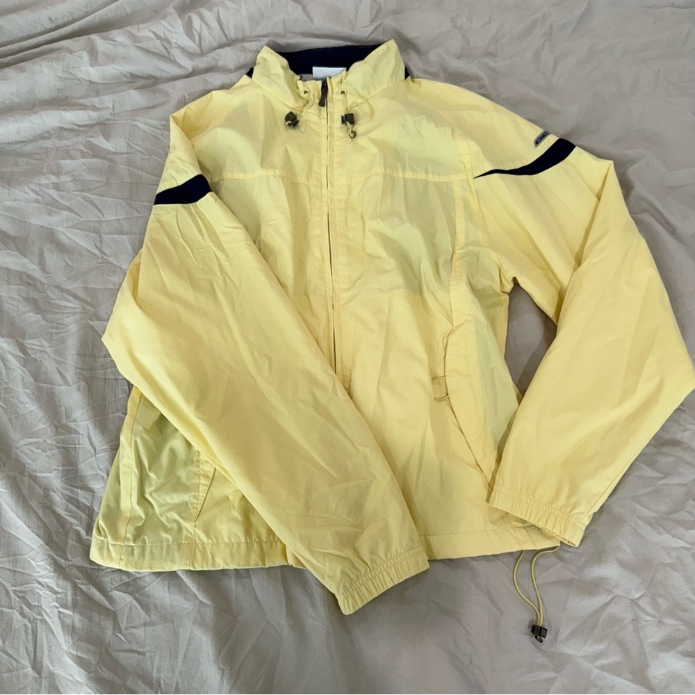 VINTAGE REEBOK‎ BUTTER YELLOW WINDBREAKER (M)